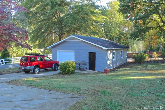 153 Brookwood Drive - Photo 4