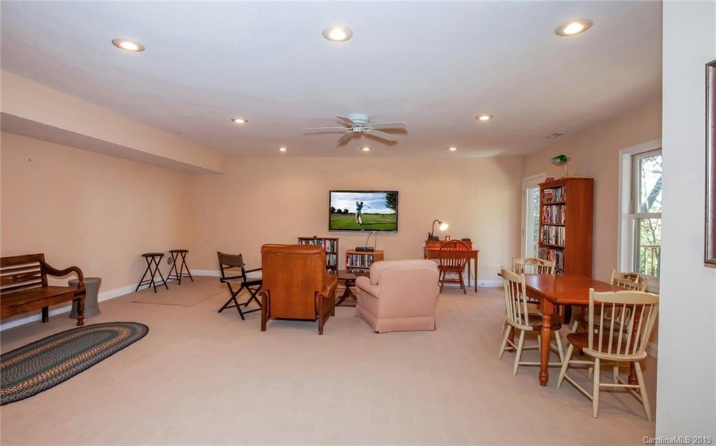 445 Qualla Circle #67/68 - Photo 16