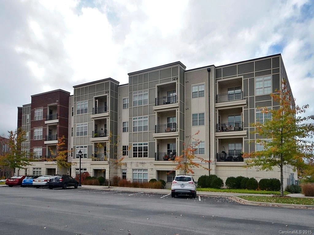 42 Schenck Parkway #107