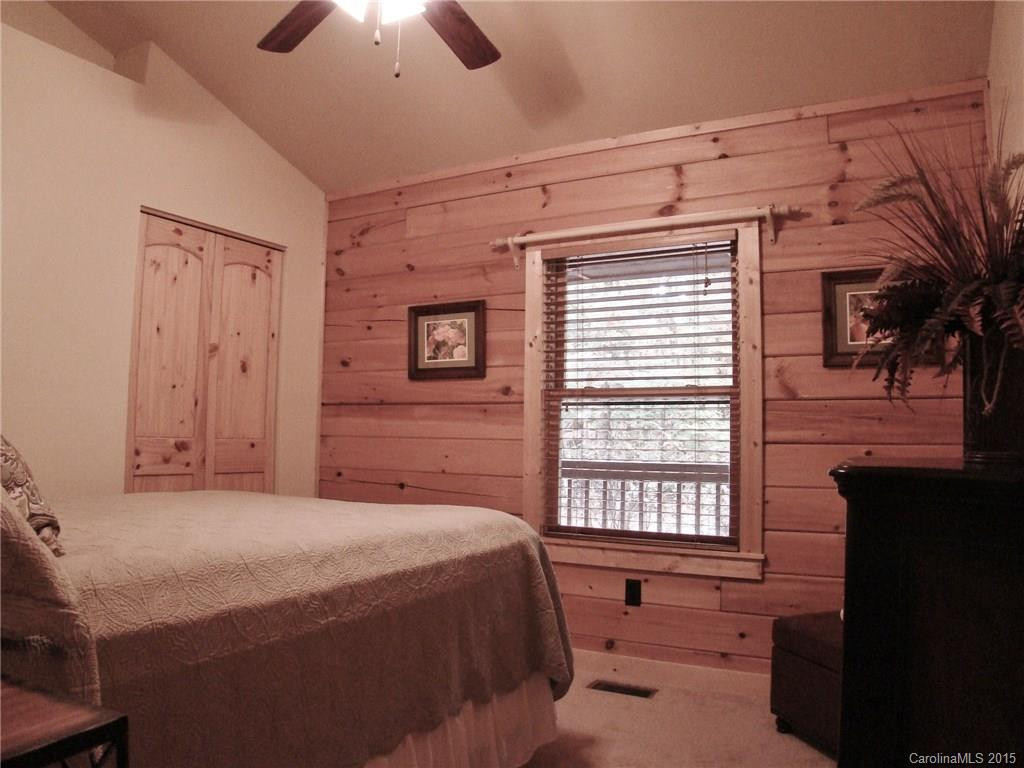 578 Woodgate Drive - Photo 11
