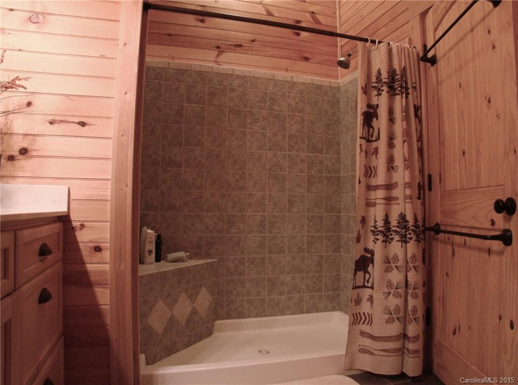 578 Woodgate Drive - Photo 15
