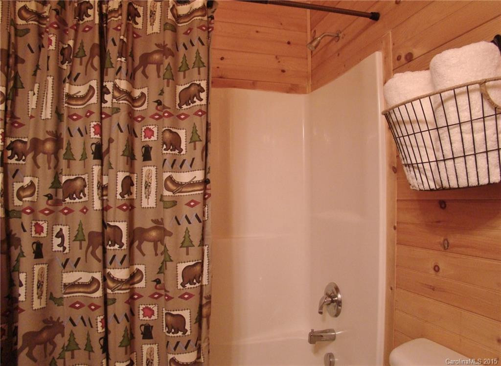 578 Woodgate Drive - Photo 17