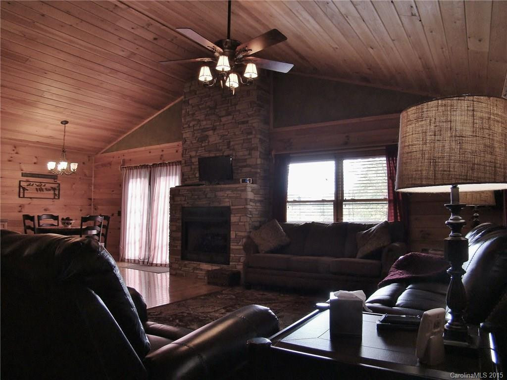 578 Woodgate Drive - Photo 8