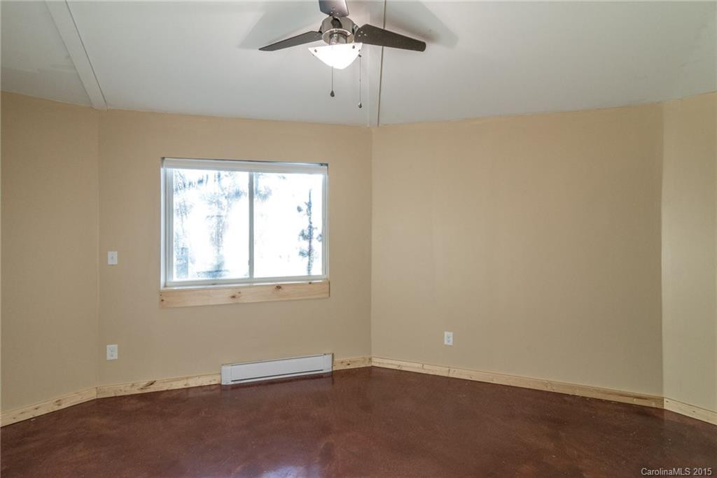 2433 Silvers Welch Road - Photo 11