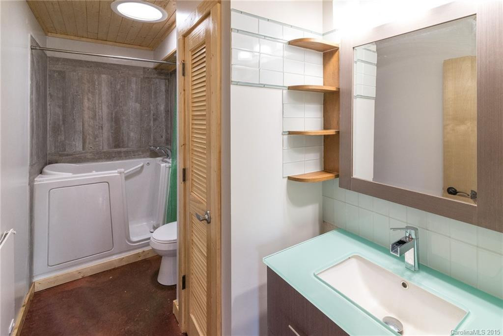 2433 Silvers Welch Road - Photo 12