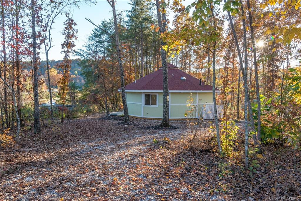 2433 Silvers Welch Road - Photo 5