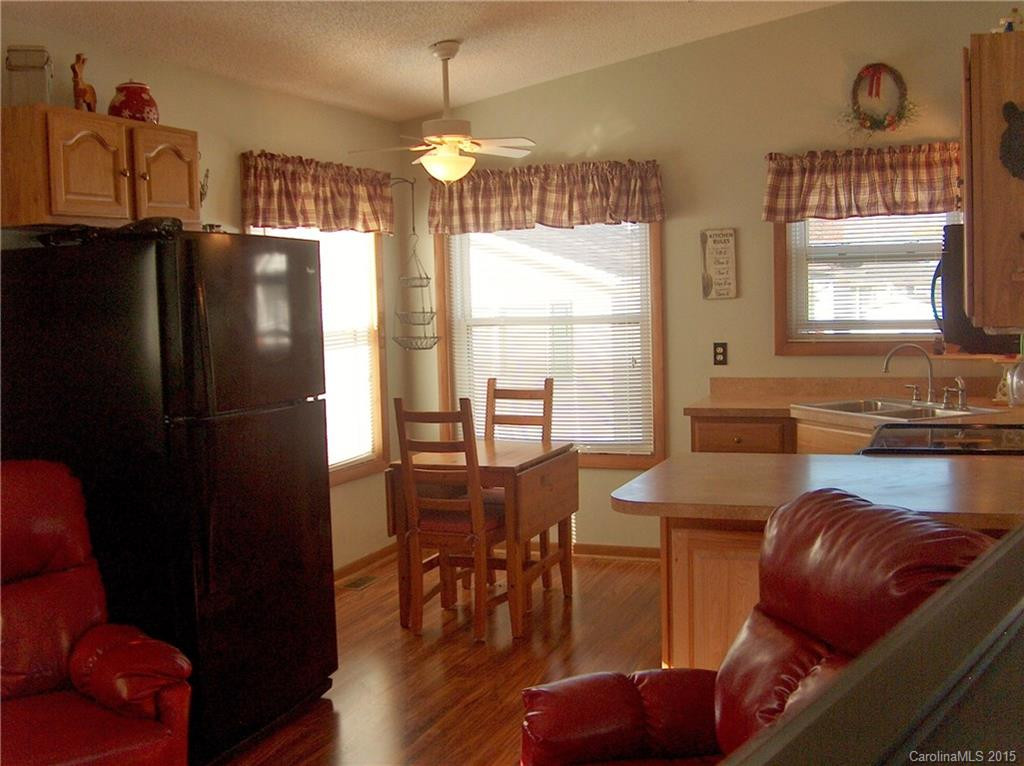 169 Summer Place Drive - Photo 6