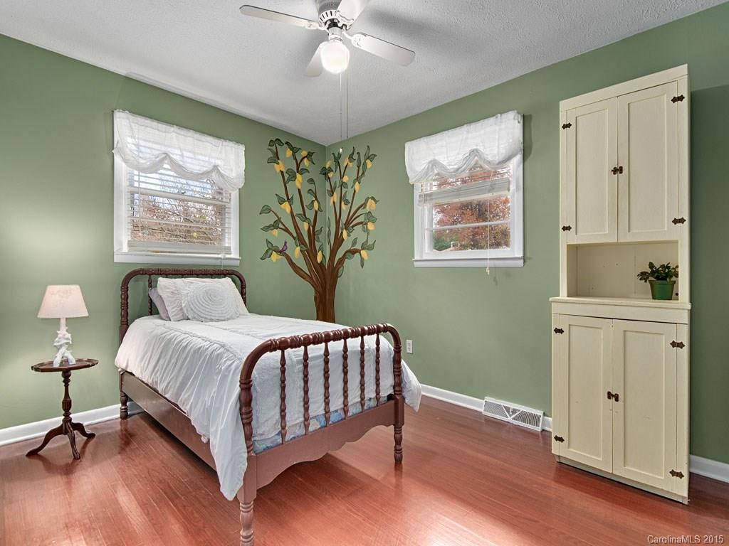 160 Richmond Hill Drive - Photo 12