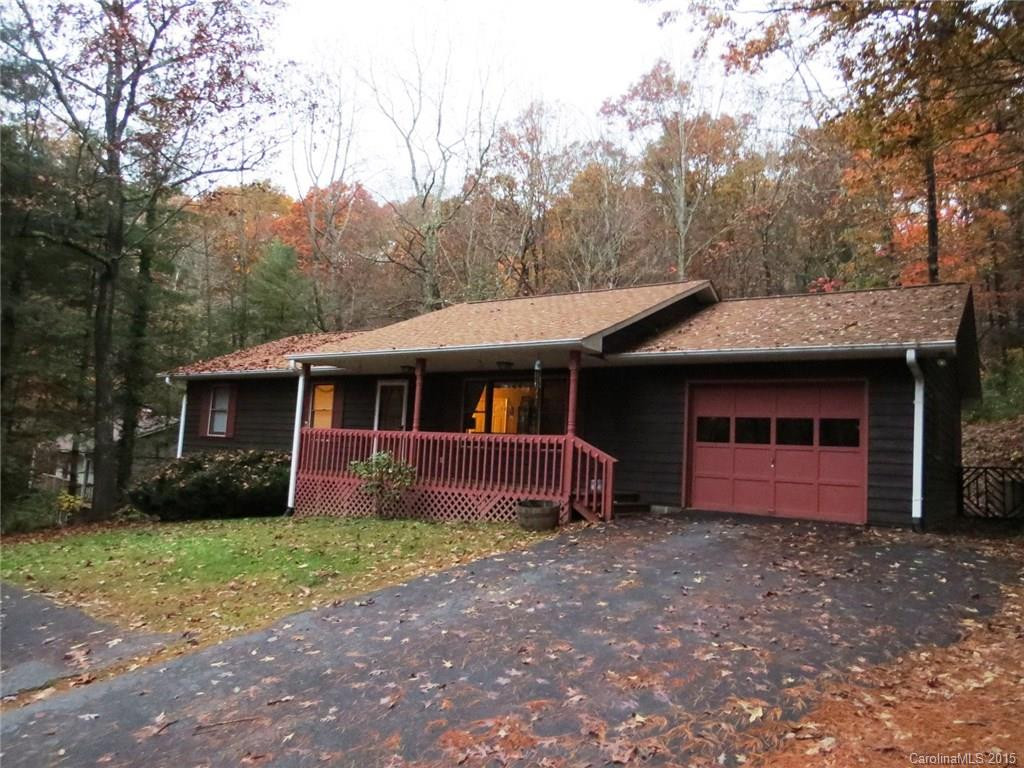 12 Maple Leaf Drive