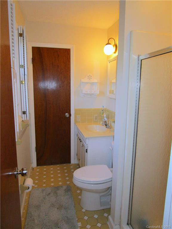 296 Rugby Road - Photo 17