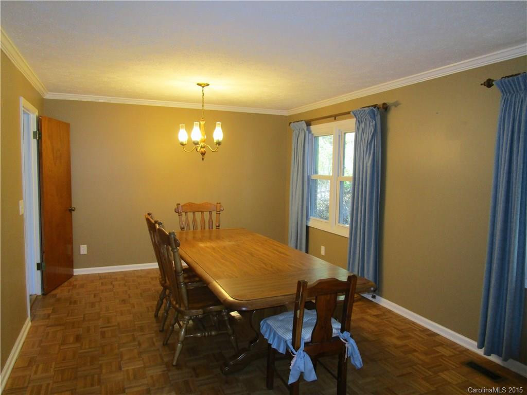 296 Rugby Road - Photo 4