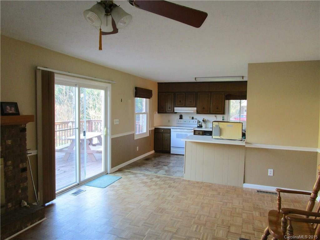 296 Rugby Road - Photo 5