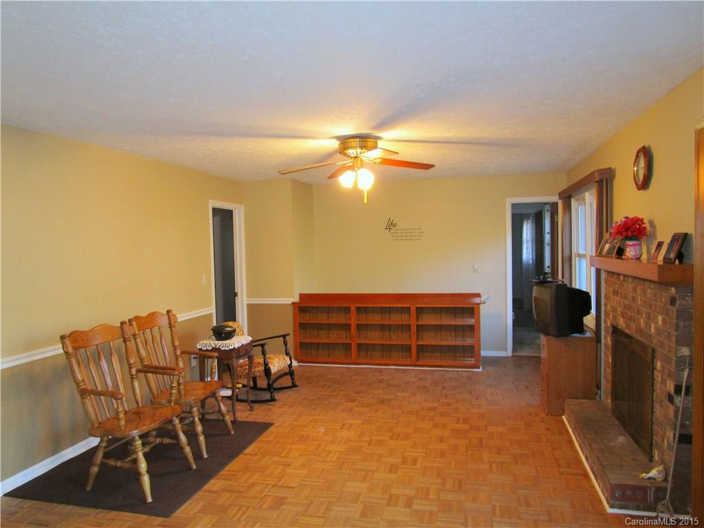 296 Rugby Road - Photo 10