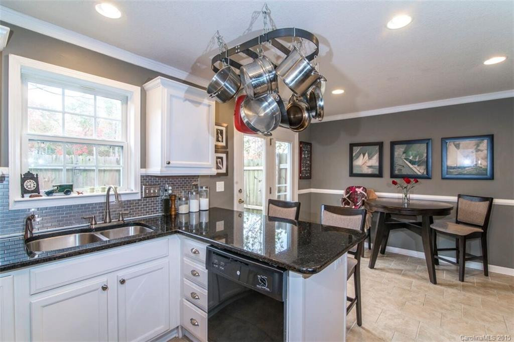 24 Lanceford Circle #24 - Photo 6