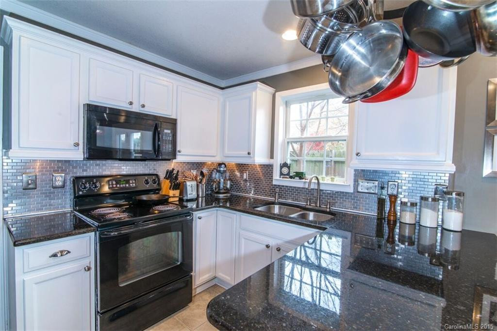 24 Lanceford Circle #24 - Photo 7