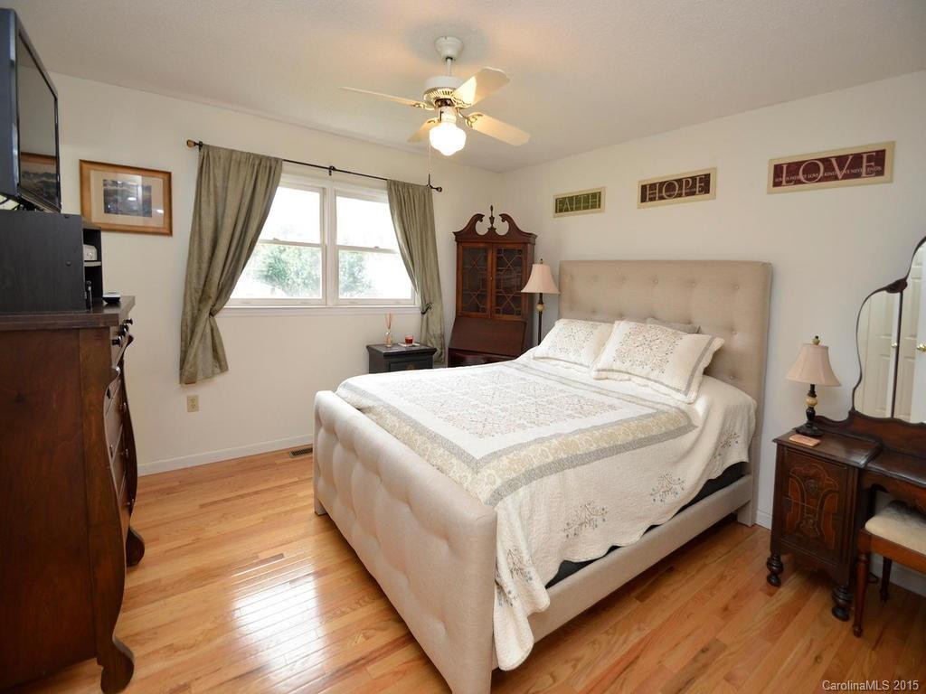 16 Ashwood Drive - Photo 12
