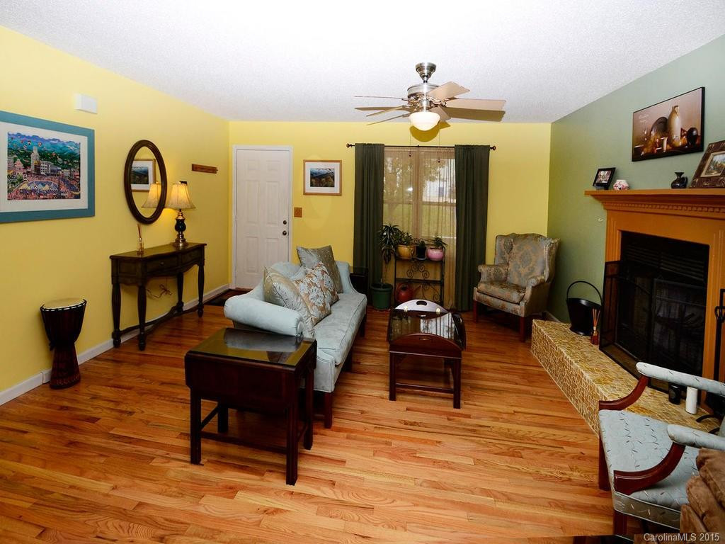 16 Ashwood Drive - Photo 5