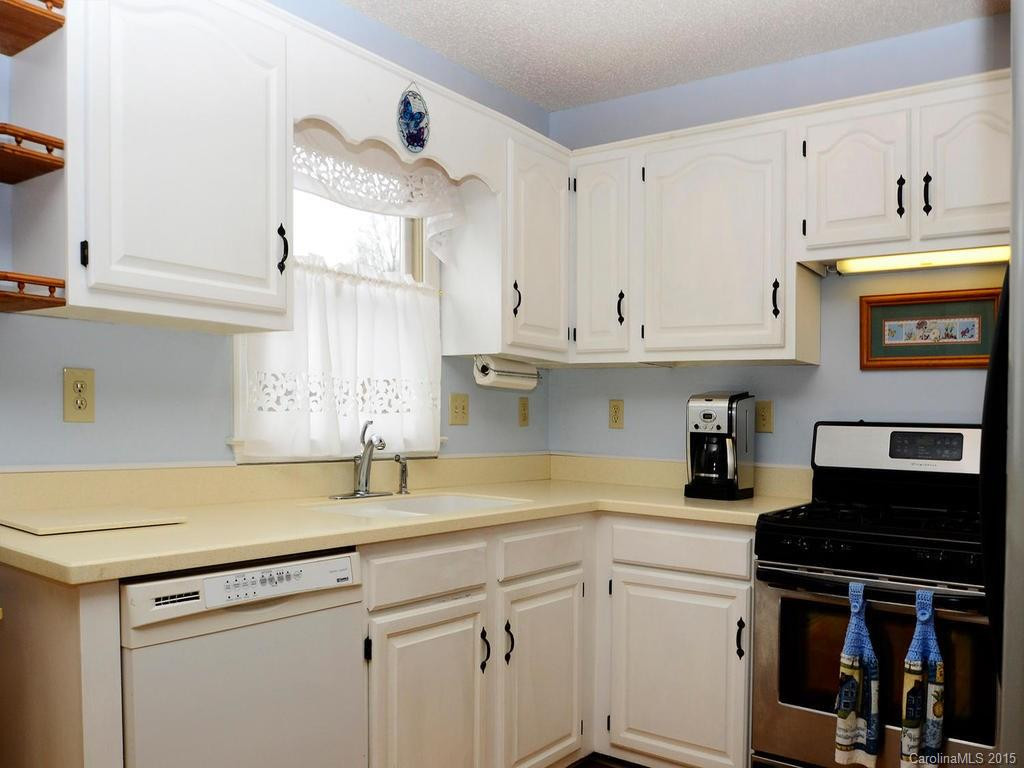16 Ashwood Drive - Photo 10