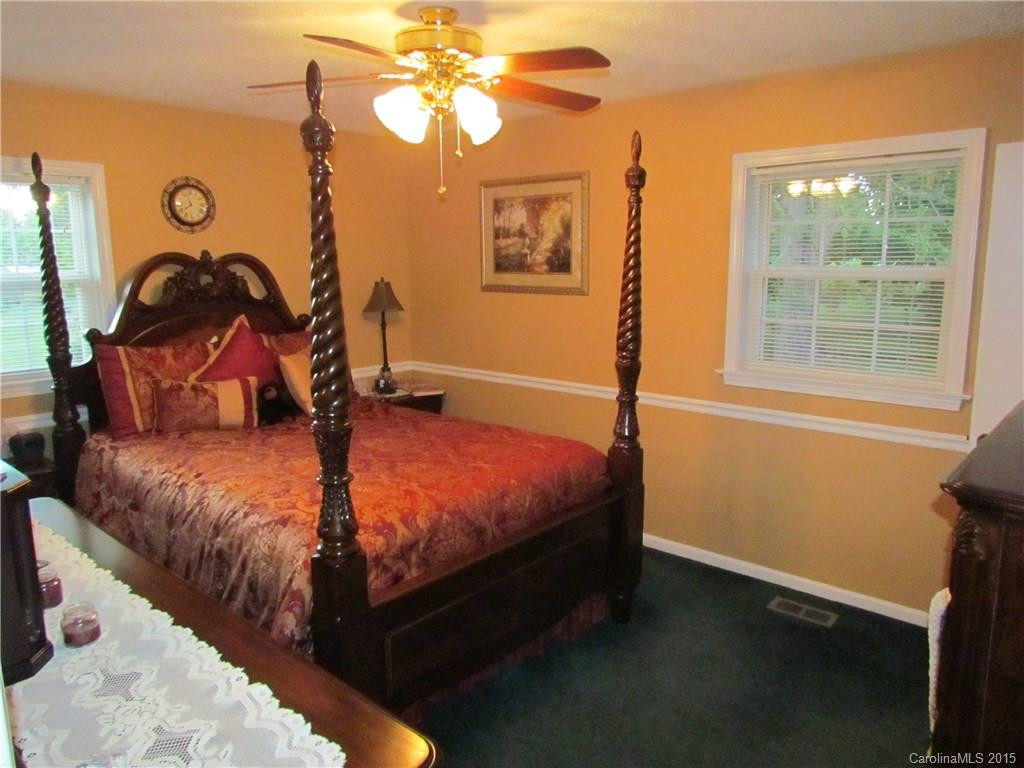 444 Coffee Lane - Photo 2