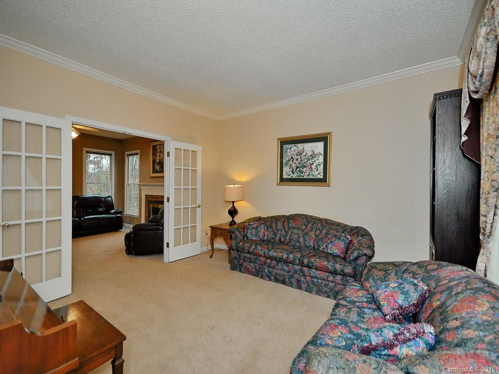 5 Strathmore Drive - Photo 8