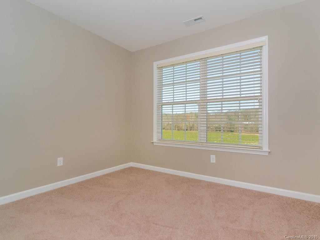 10 Maxim Court - Photo 11