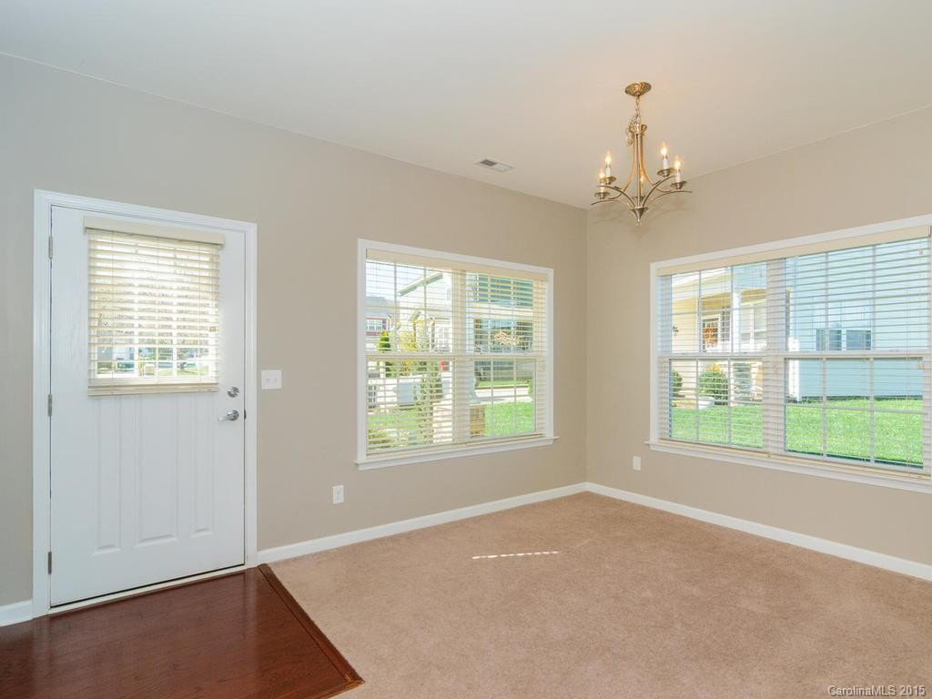 10 Maxim Court - Photo 3