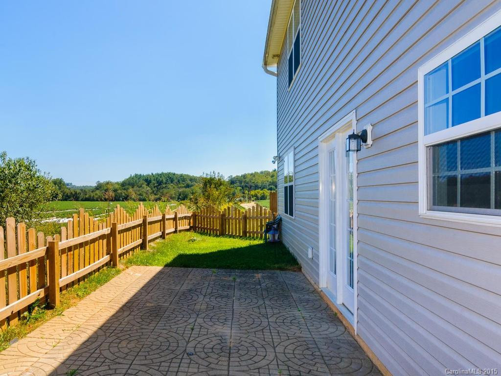 10 Maxim Court - Photo 4