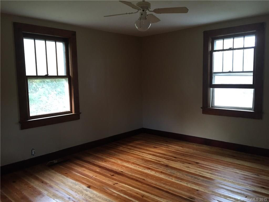 2252 Riceville Road - Photo 11