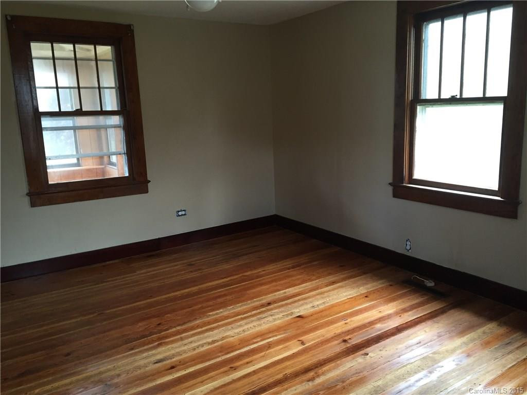 2252 Riceville Road - Photo 17