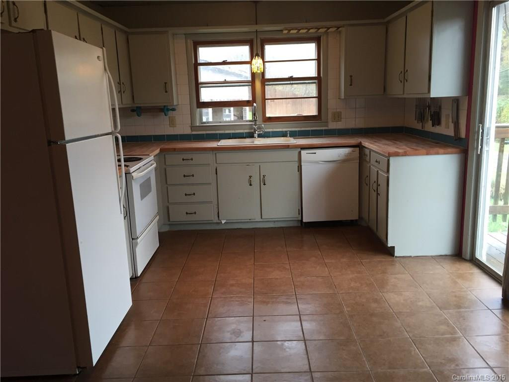 2252 Riceville Road - Photo 4