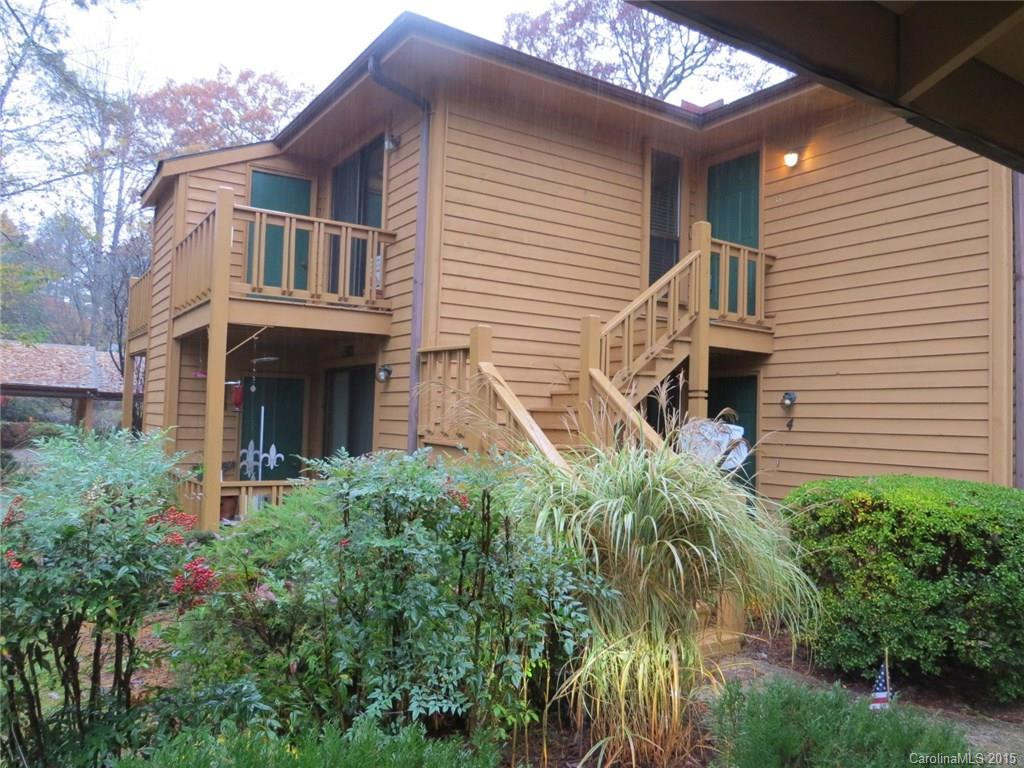 521 Courtwood Lane #8