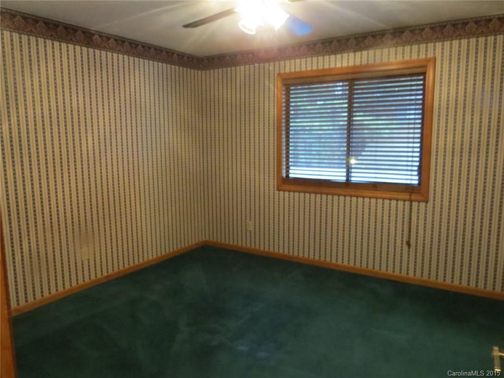 521 Courtwood Lane #8 - Photo 9
