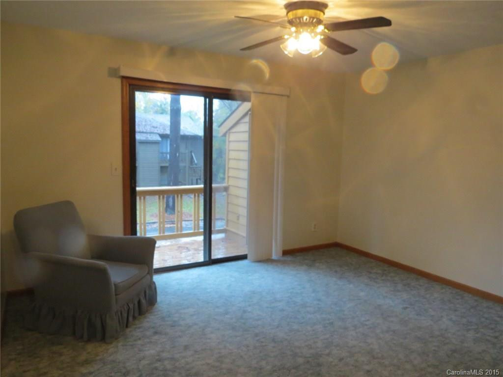 521 Courtwood Lane #8 - Photo 10
