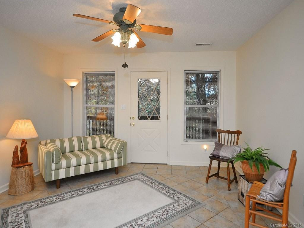 10 Harrisland Drive - Photo 2