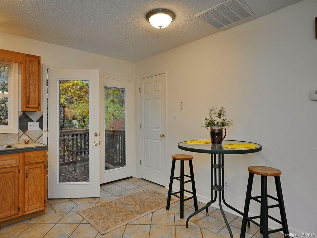 10 Harrisland Drive - Photo 5