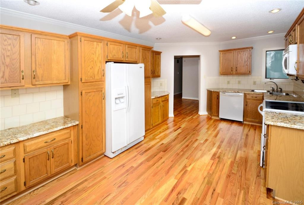 108 Deerlake Drive #1 BLDG 4 - Photo 6