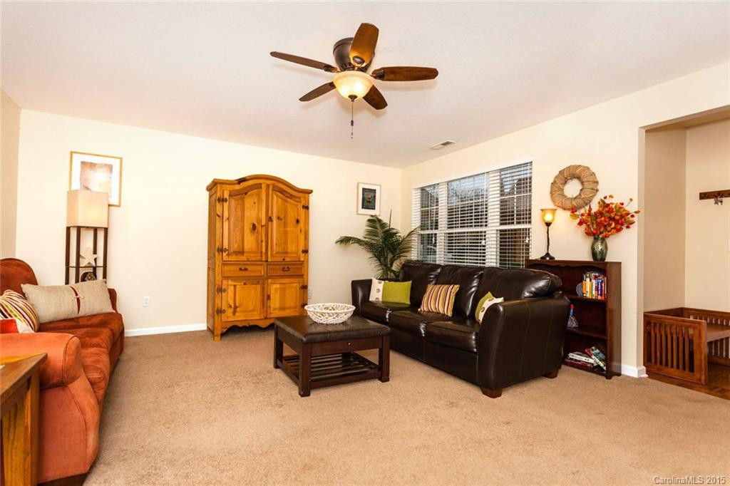8 Locole Drive - Photo 5