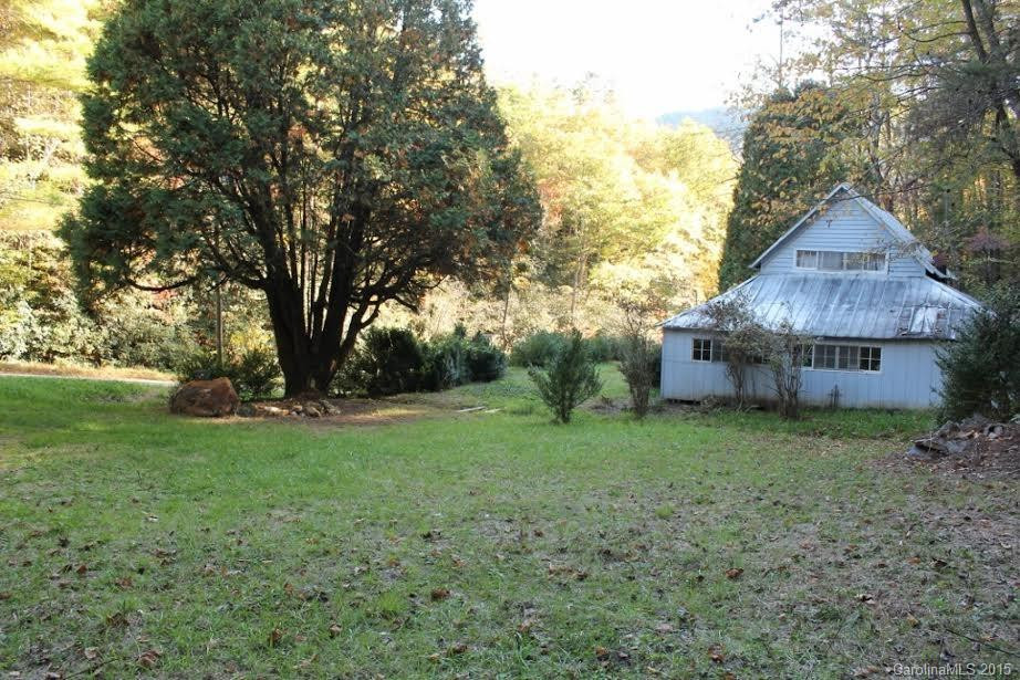 275 Hickory Cove Road - Photo 3
