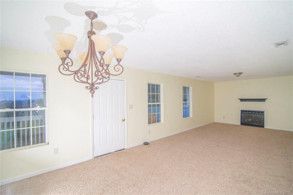 25 Heslar Way - Photo 3