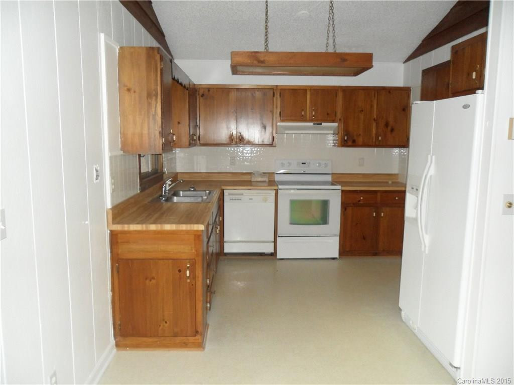 361 Hunt Estates Drive - Photo 3
