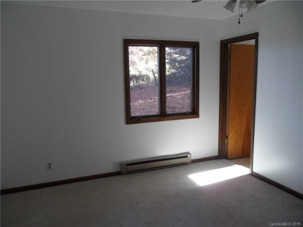 361 Hunt Estates Drive - Photo 6