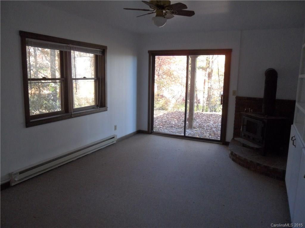 361 Hunt Estates Drive - Photo 10