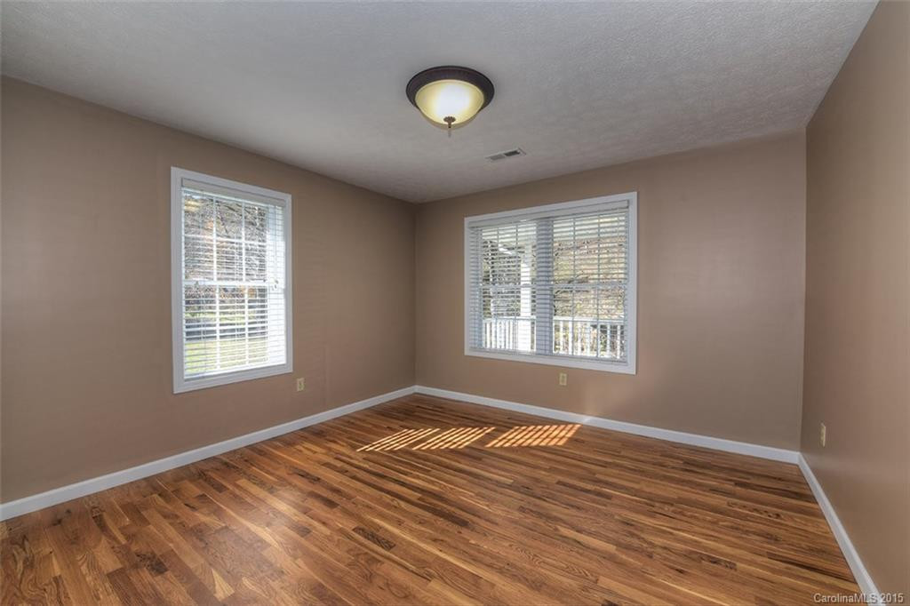 2075 Hyatt Creek Road - Photo 20