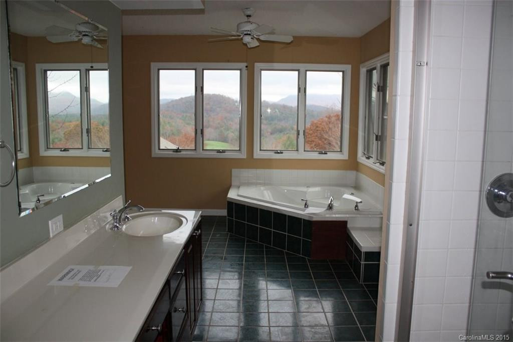 38 Foxridge Drive #31 - Photo 15