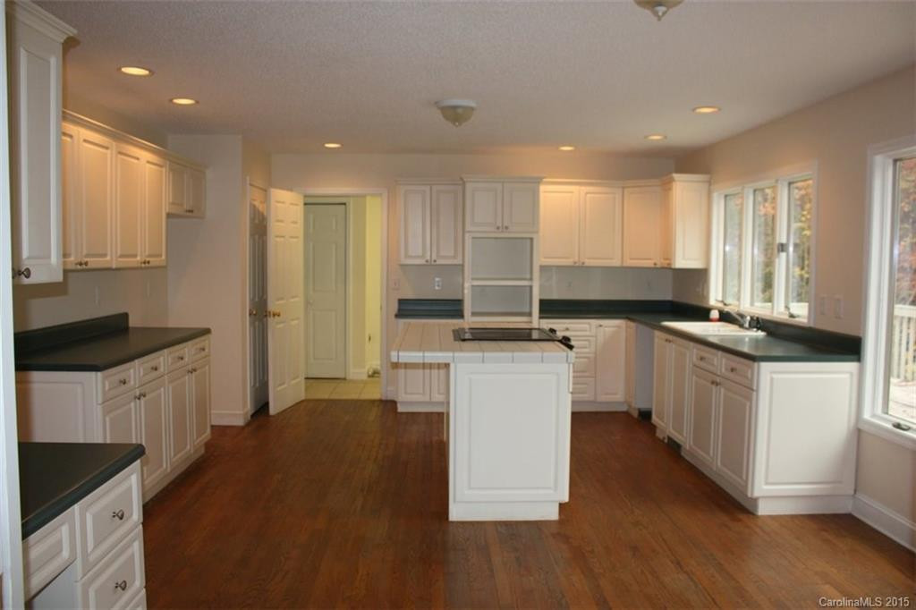 38 Foxridge Drive #31 - Photo 3