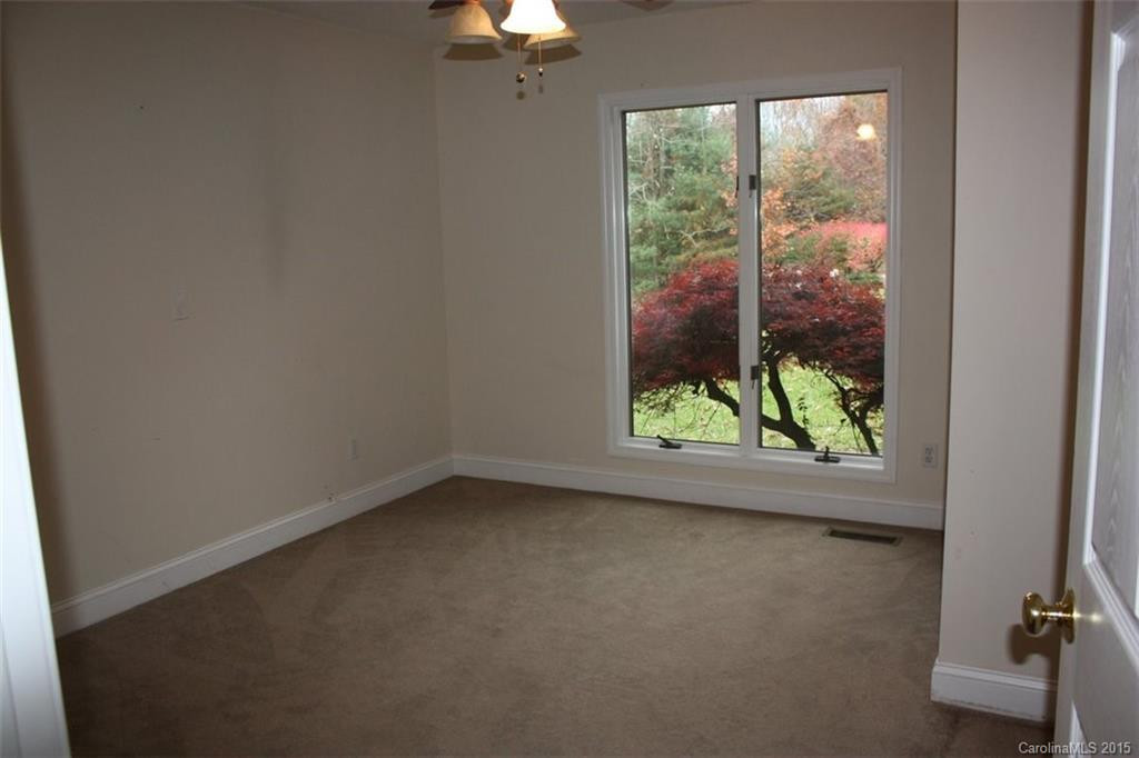 38 Foxridge Drive #31 - Photo 9