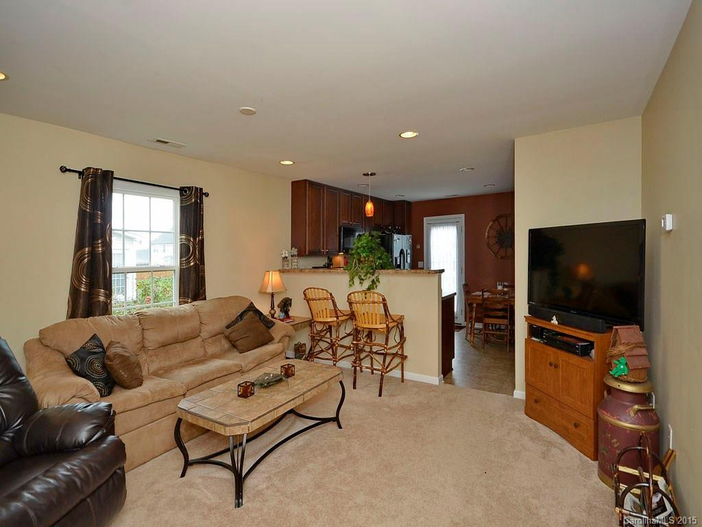 190 Haw River Road - Photo 4