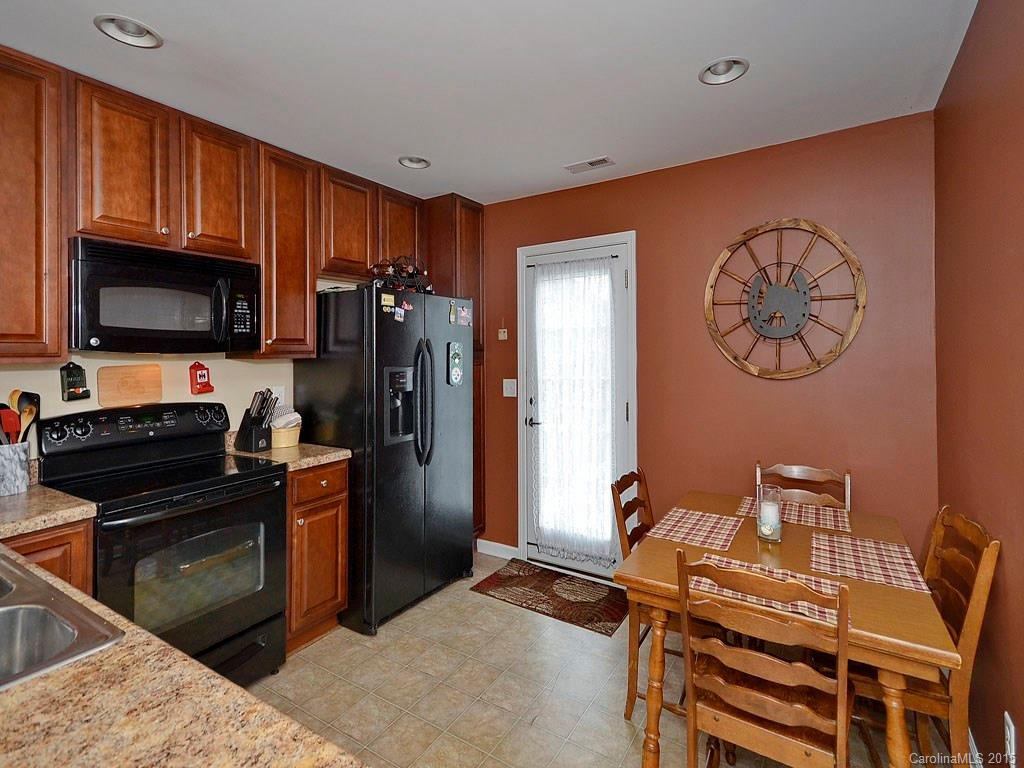 190 Haw River Road - Photo 5