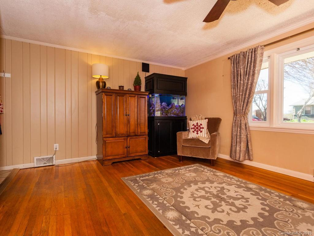 37 Donna Drive - Photo 7