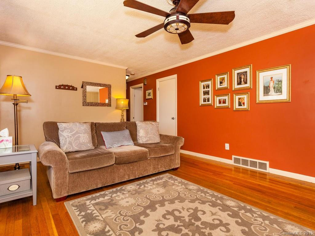 37 Donna Drive - Photo 8